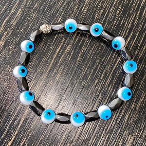 Handmade evil eye bracelet